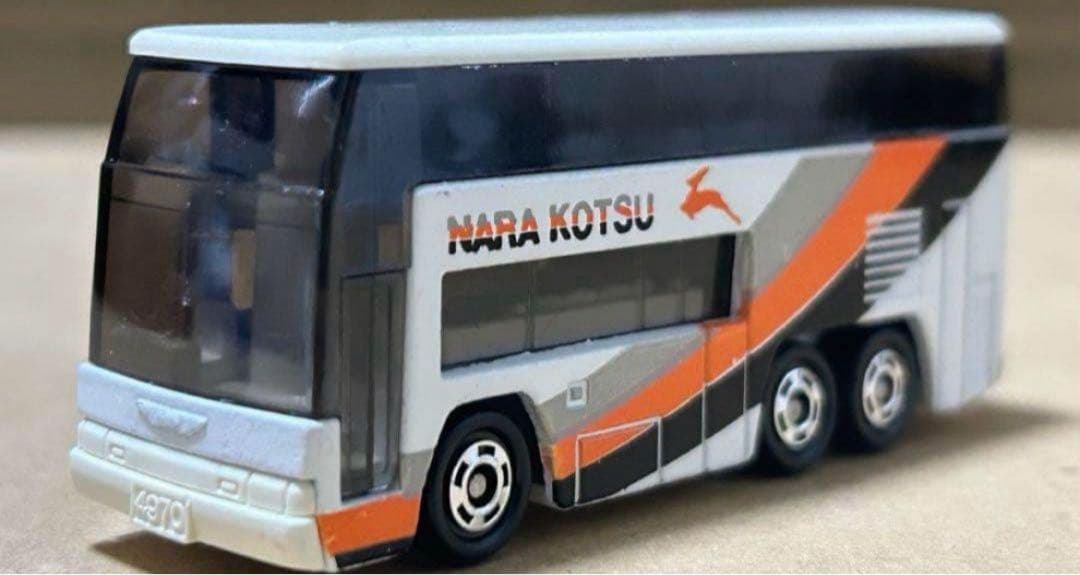 トミカ 日野 グランビューバス 奈良交通