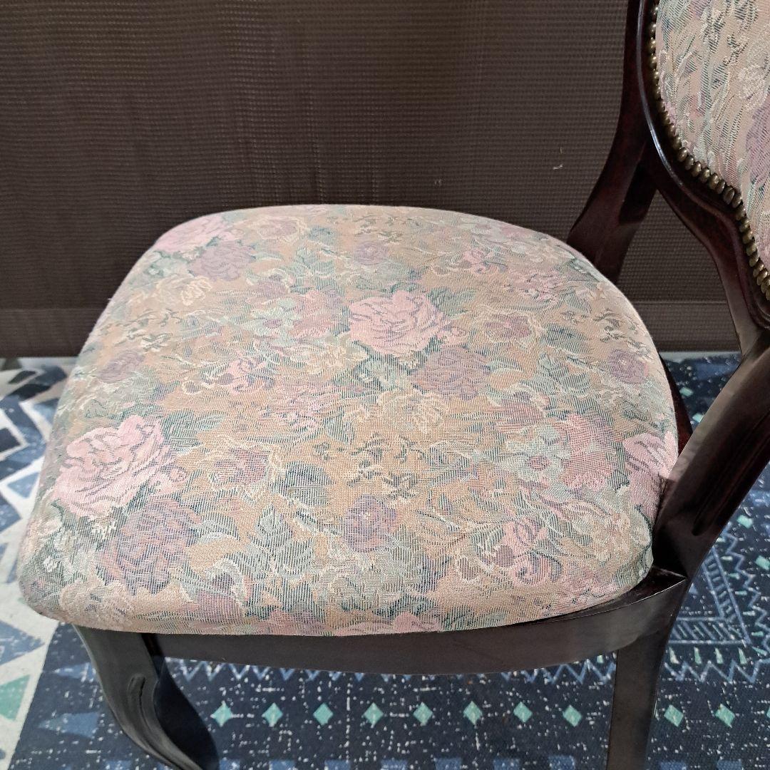 ♡アンティーク　 木製椅子 　ゴブラン織　猫足　鋲打ち♡