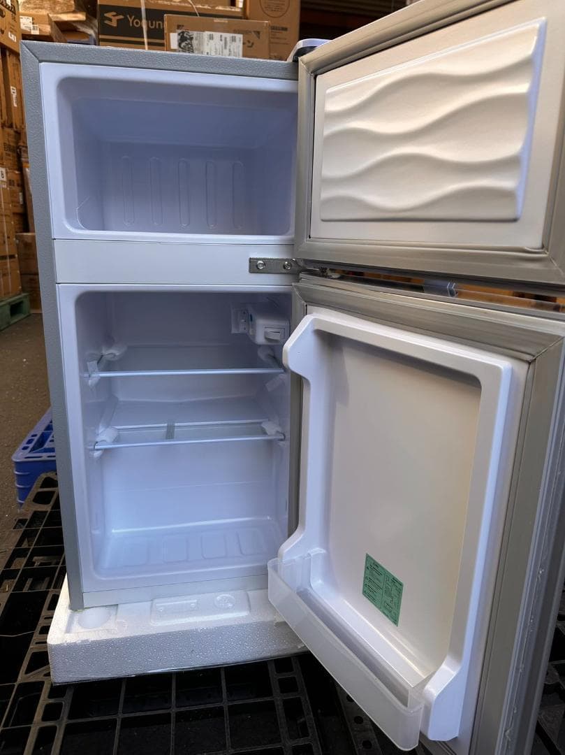 中古ONE STEP 冷蔵庫 一人用 2ドア 冷凍庫付き 小型保冷 凹みあり