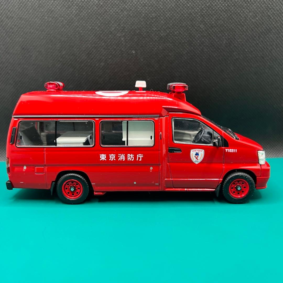 エルグランド消防指揮車 トミカリミテッドヴィンテージ ネオ　LV-N43 03a