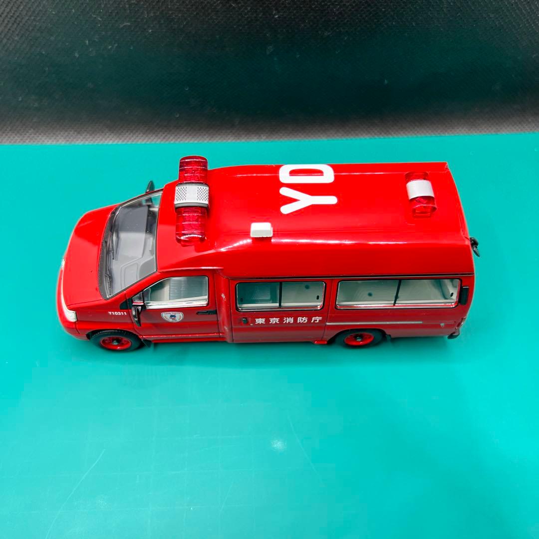 エルグランド消防指揮車 トミカリミテッドヴィンテージ ネオ　LV-N43 03a