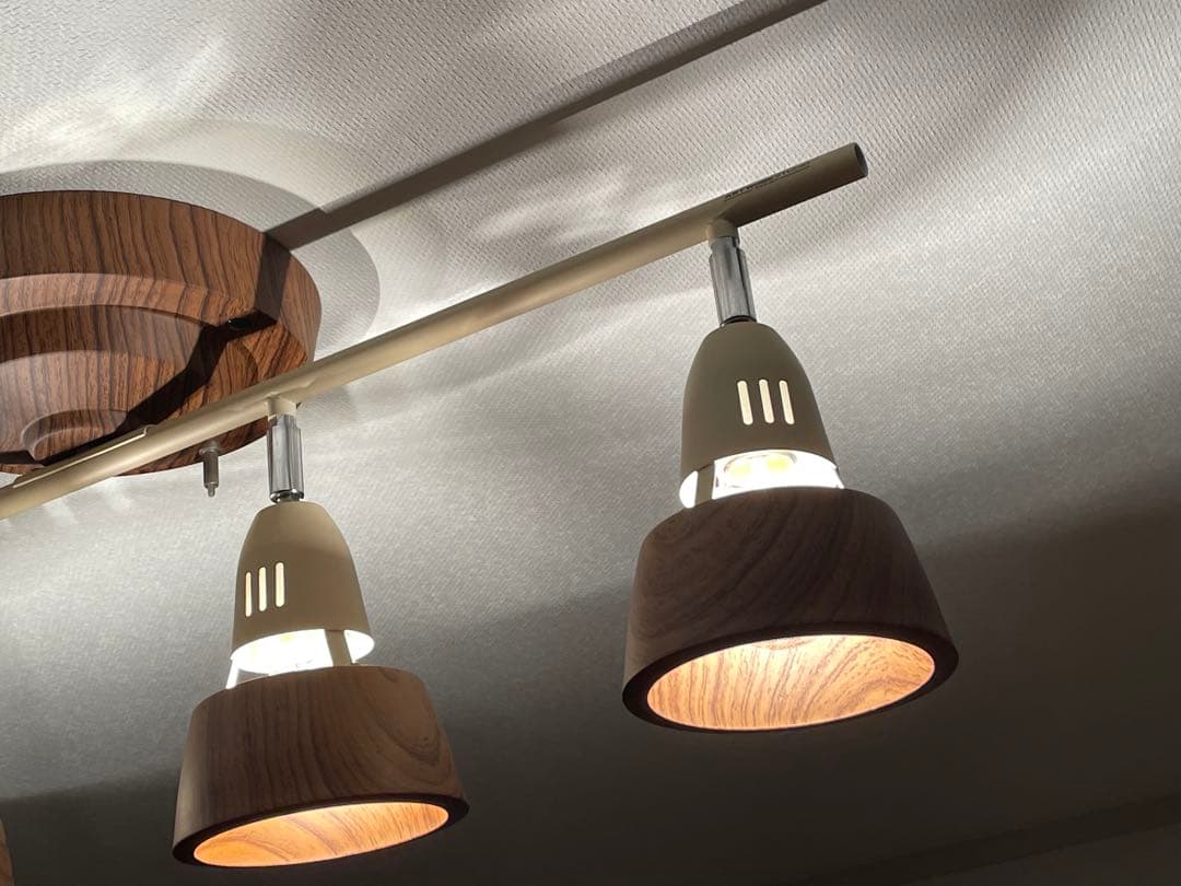 アートワークスタジオ　4連　スポットライト　アイボリー