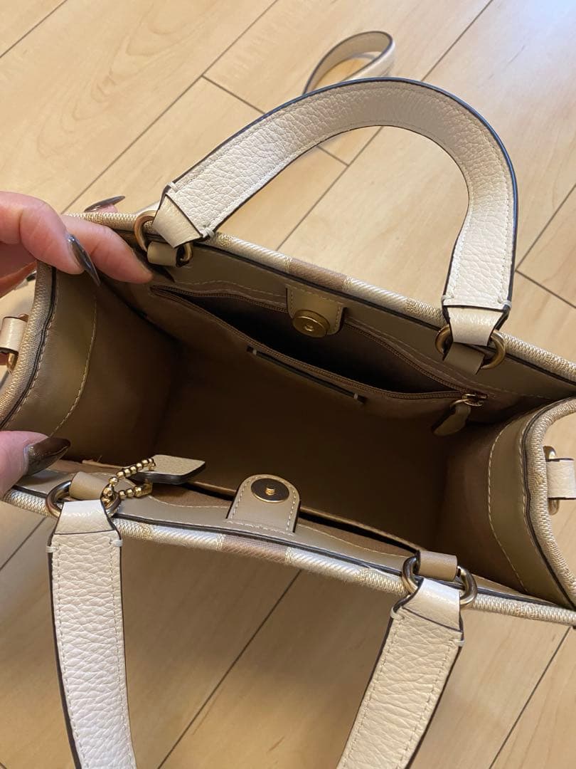 コーチ　COACH ショルダーバッグ ホワイト　ベージュ