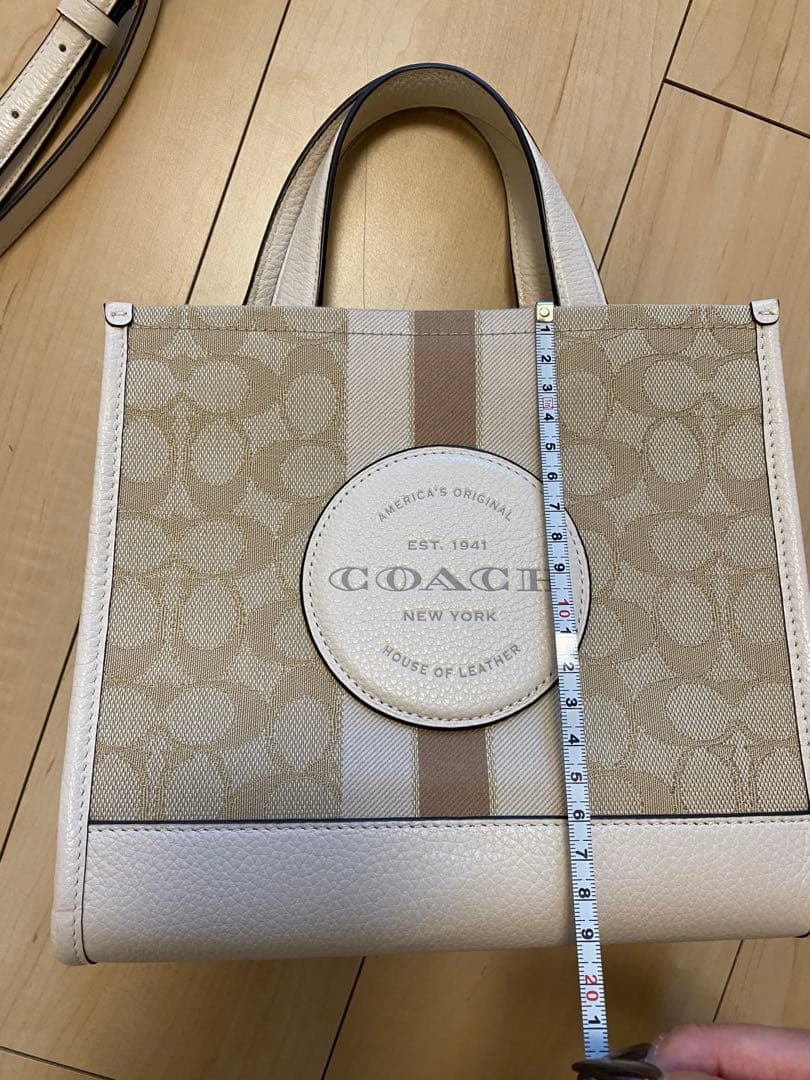 コーチ　COACH ショルダーバッグ ホワイト　ベージュ