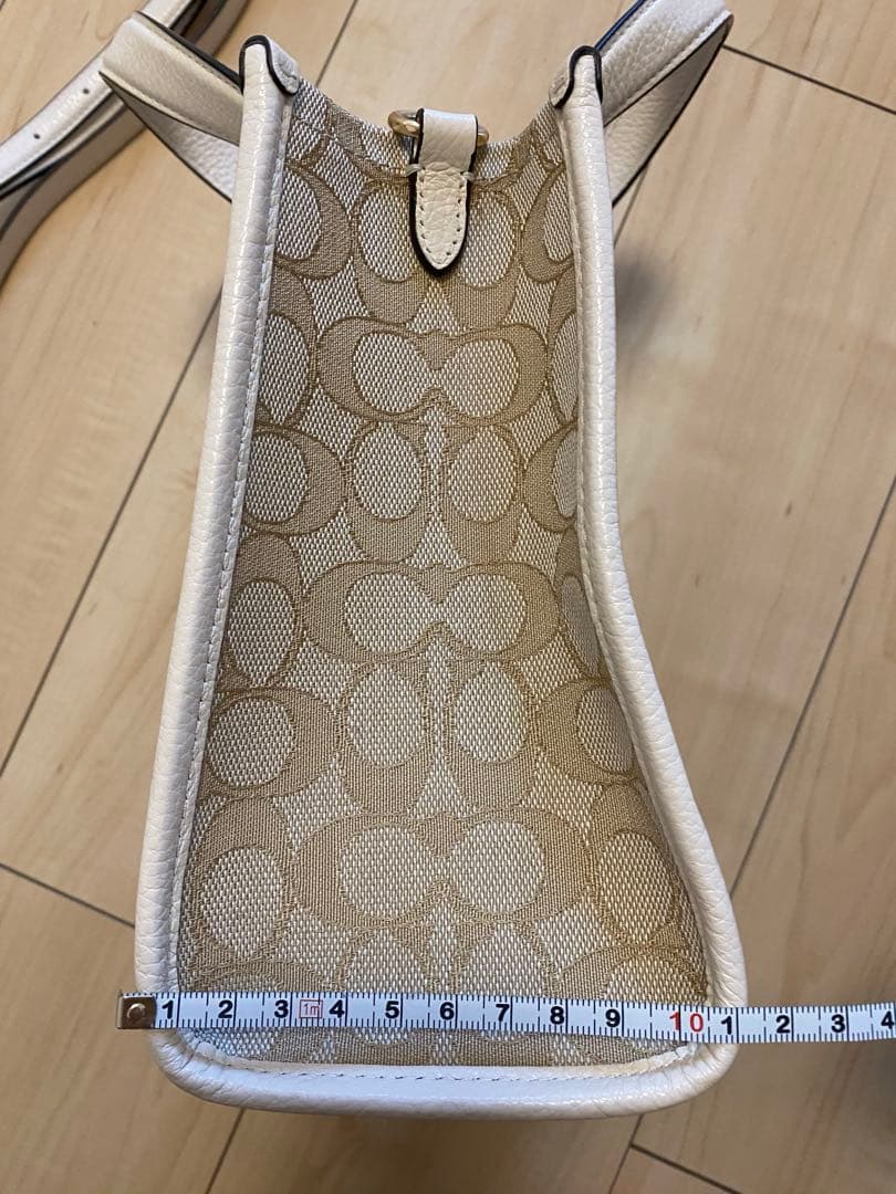 コーチ　COACH ショルダーバッグ ホワイト　ベージュ