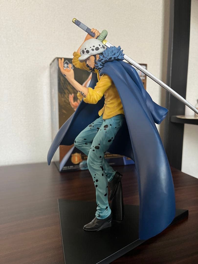 ワンピース フィギュア 一番くじ トラファルガーロー