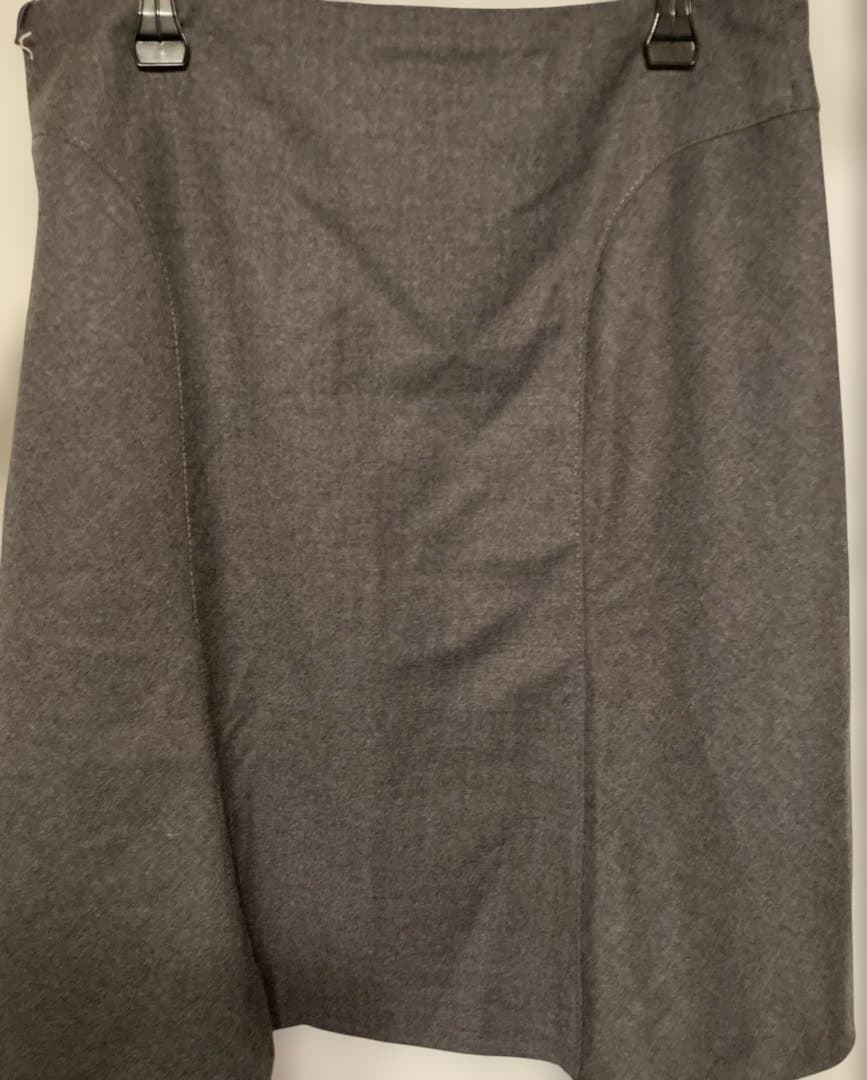 VALENTINO ヴァレンティノ　グレー ひざ丈スカート12 タグ付き未使用品