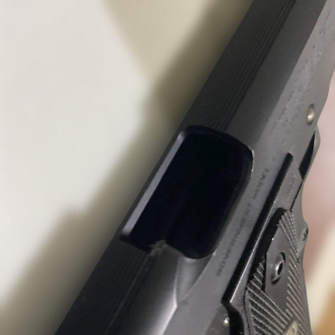 サイレンサー付きガスガン プラスチック日本製