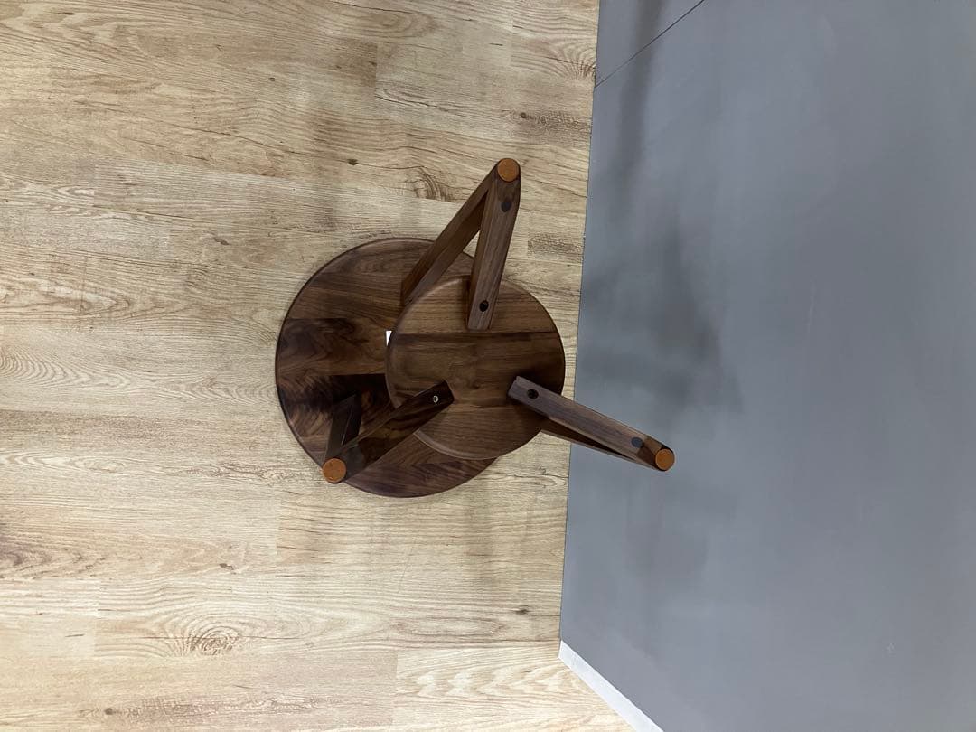 ウォールナット無垢材　サイドテーブル