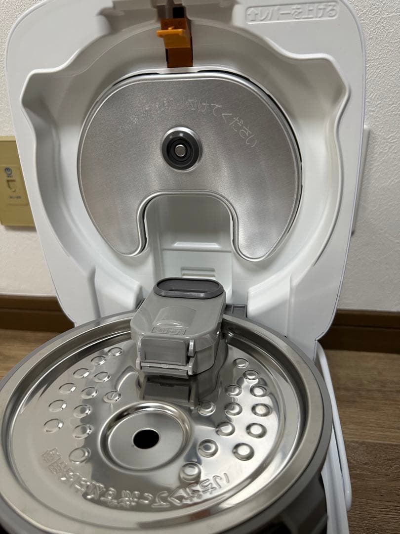 美品　三菱電機 炊飯器 3.5合 NJ-SED06-W 2022年製