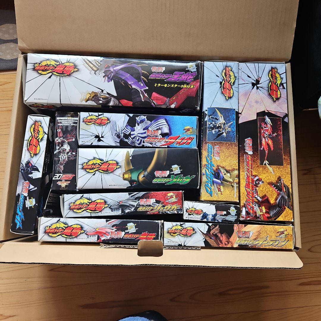 R&M 仮面ライダー 龍騎