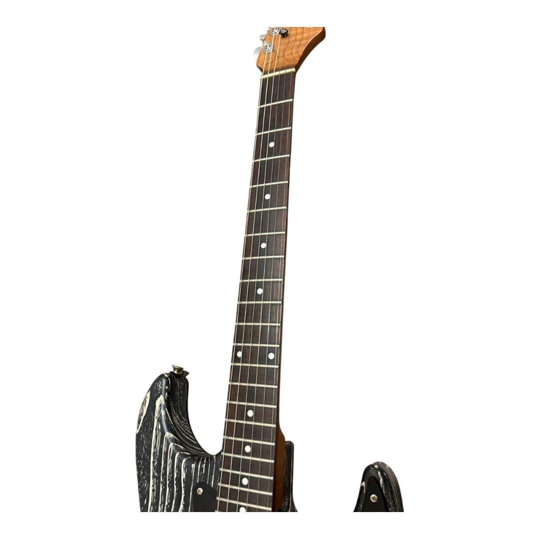 Bacchus SGS-ASH/RSM BAW（Black and White）