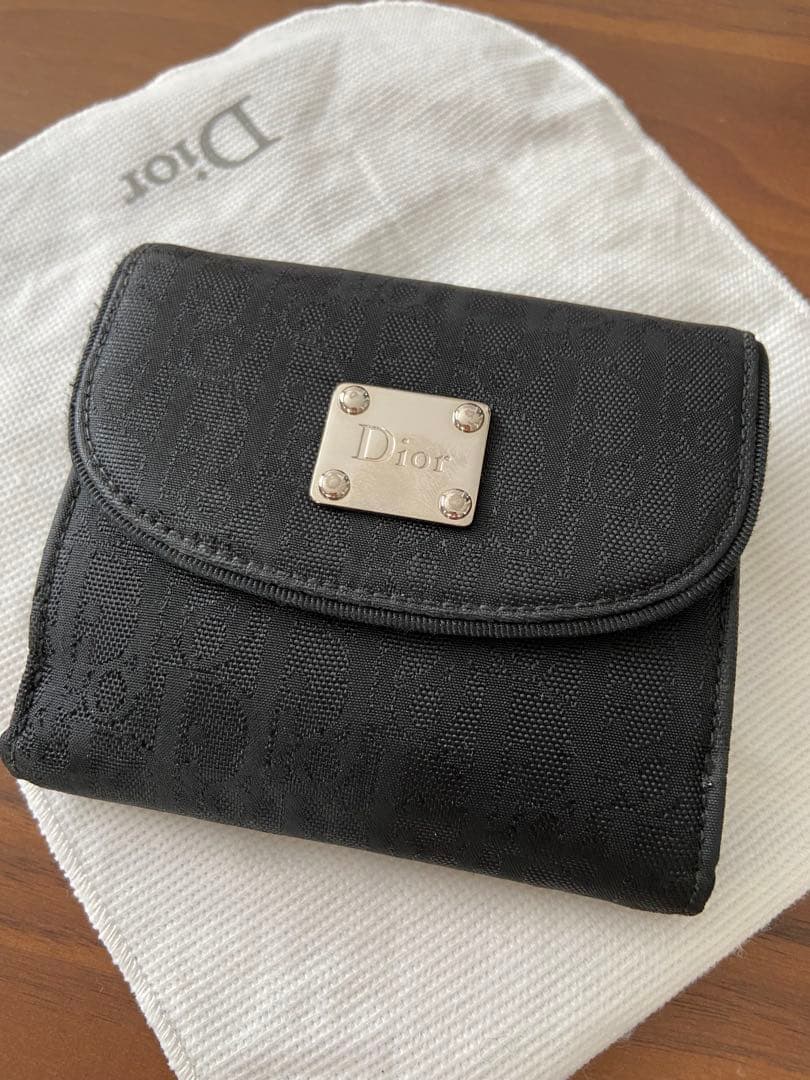 じ*い様 クリスチャンディオール 二つ折り財布 黒