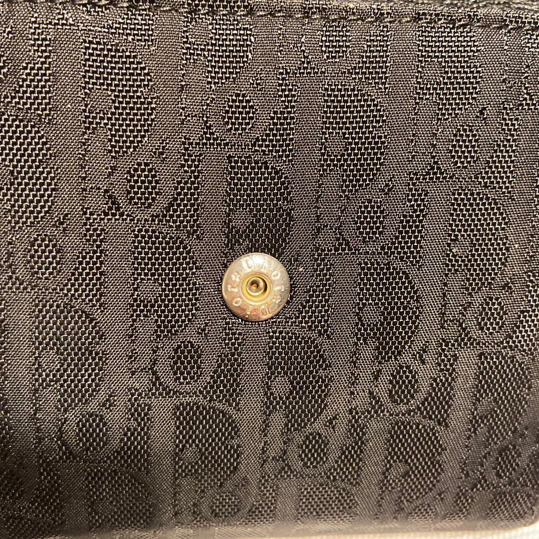 じ*い様 クリスチャンディオール 二つ折り財布 黒