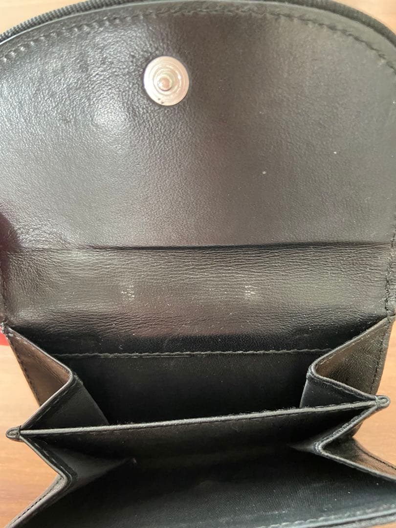 じ*い様 クリスチャンディオール 二つ折り財布 黒