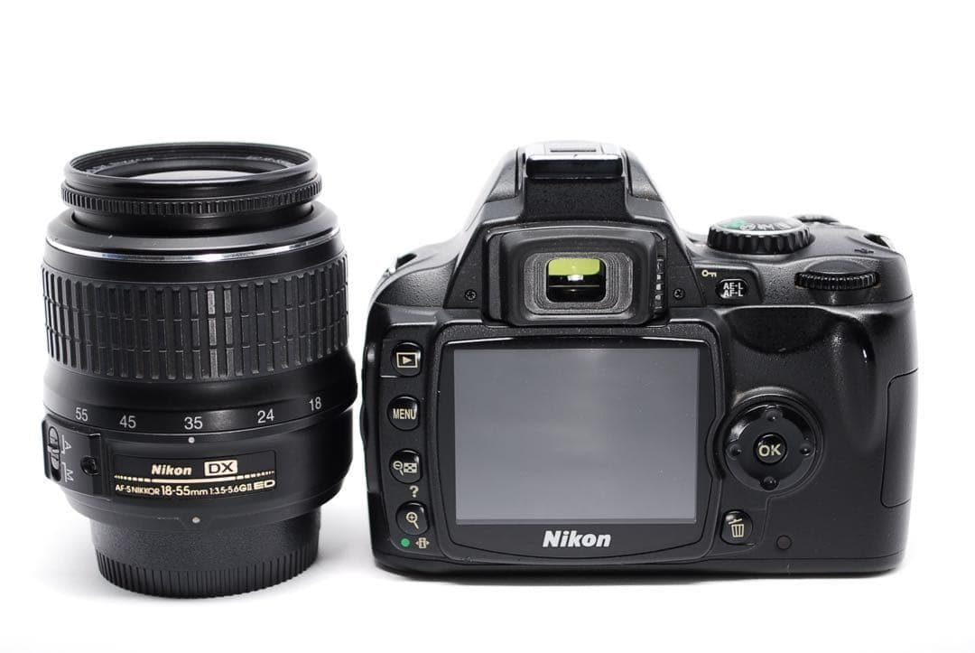 色鮮やか✨名機CCDセンサー✨Nikon D40✨一眼レフデビューに✨
