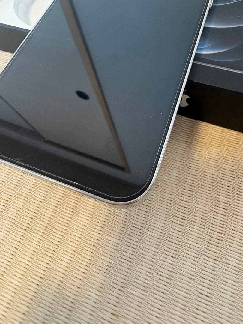 iPhone 12 pro 256GB シルバー