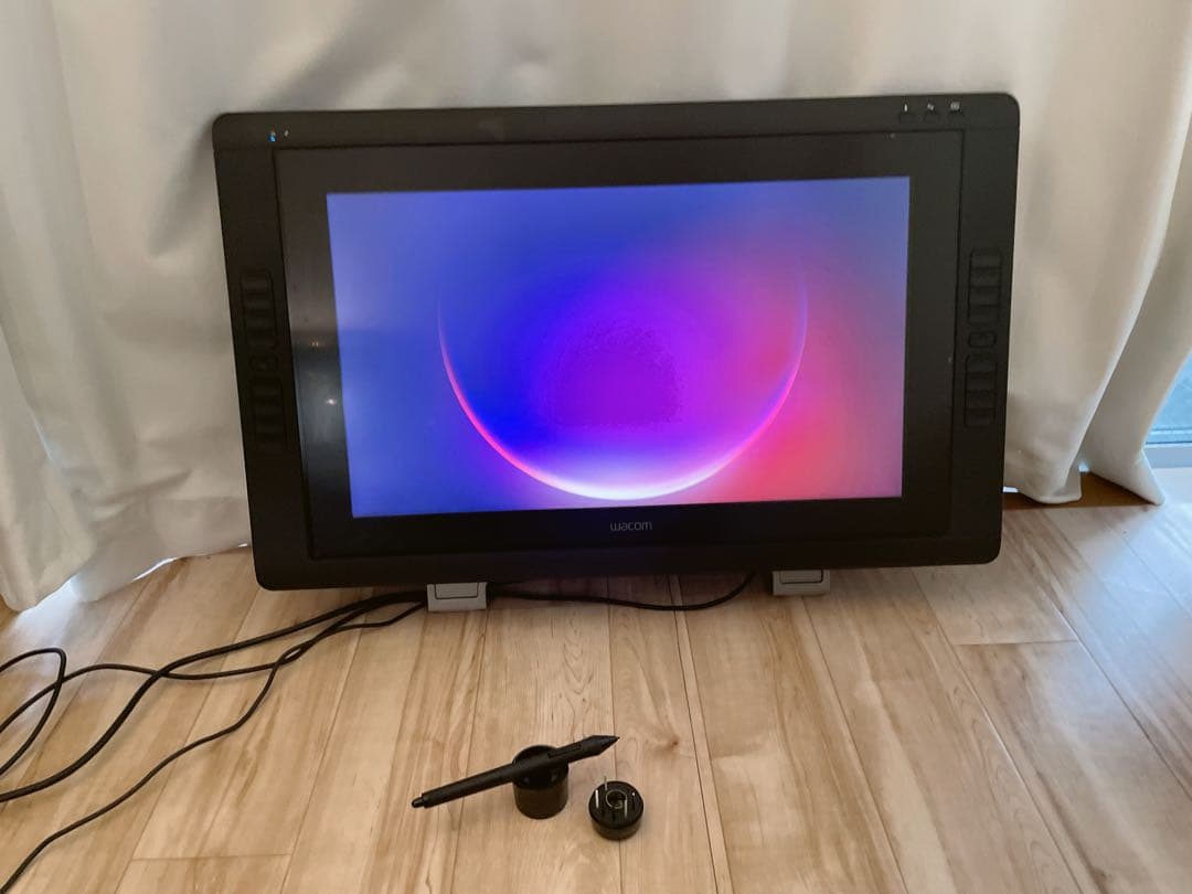 WACOM DTK-2200/K0 液タブ Cintiq22HD 21.5型