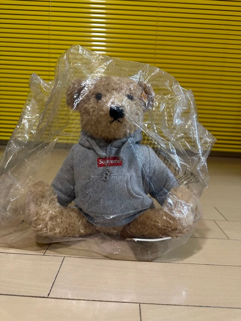 クマぬいぐるみ