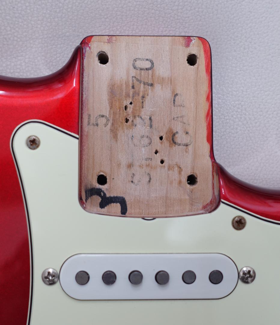 Fender Japan　ストラト　ST-62-70　キャンディアップルレッド色