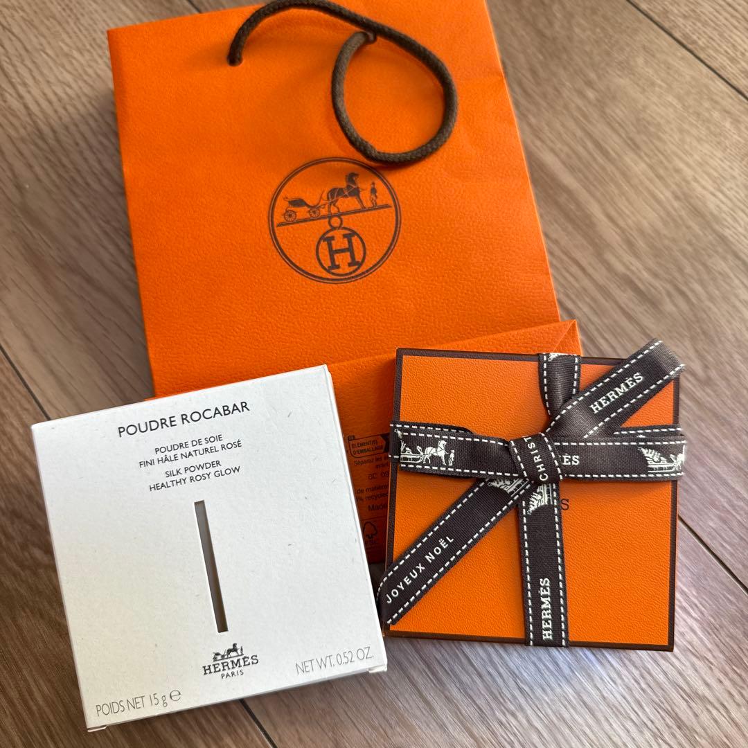 新品HERMESエルメス　フェイスパウダー　プードル ロカバール