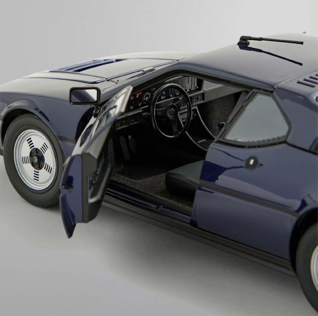KITH特注BMW M1 1/18 ミニカー　ダイキャスト レプリカ