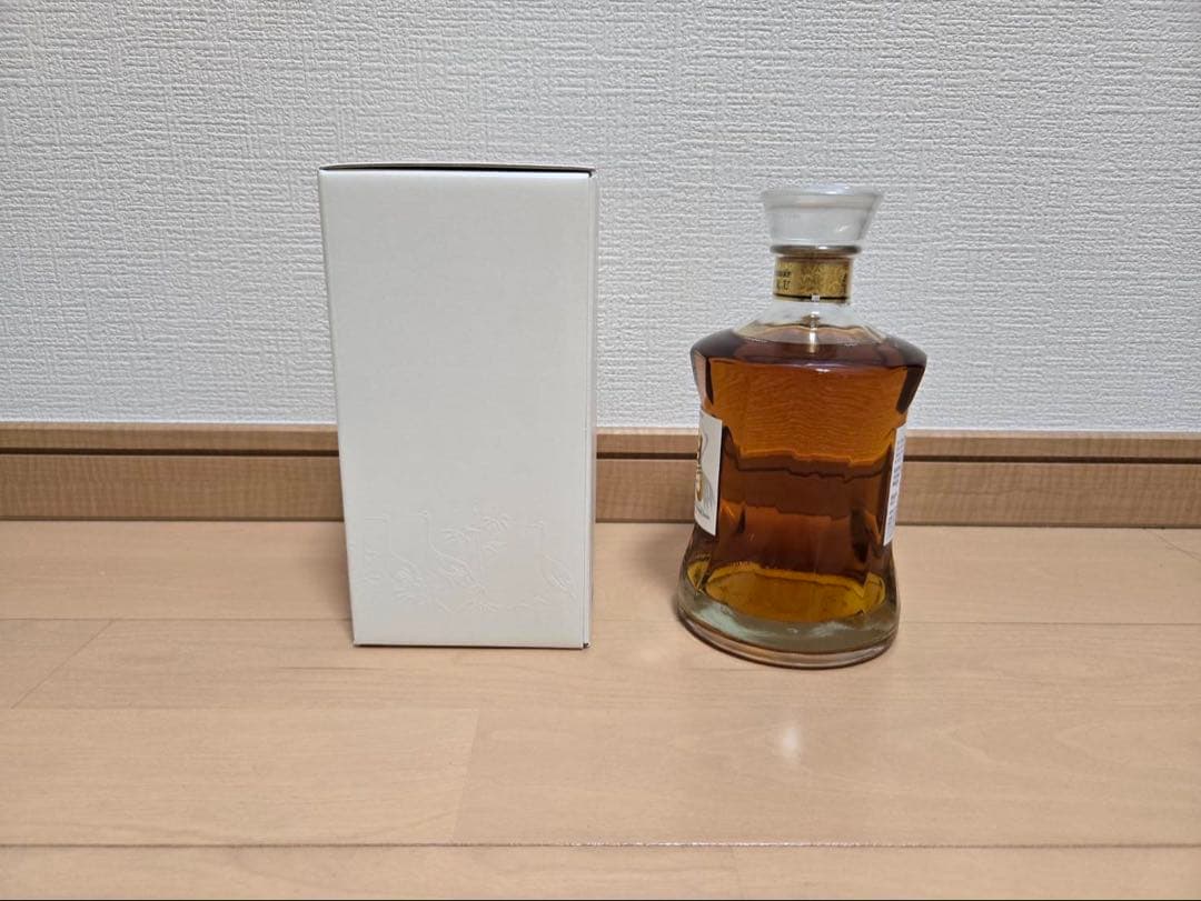 NIKKA 鶴　ウイスキー 箱有り