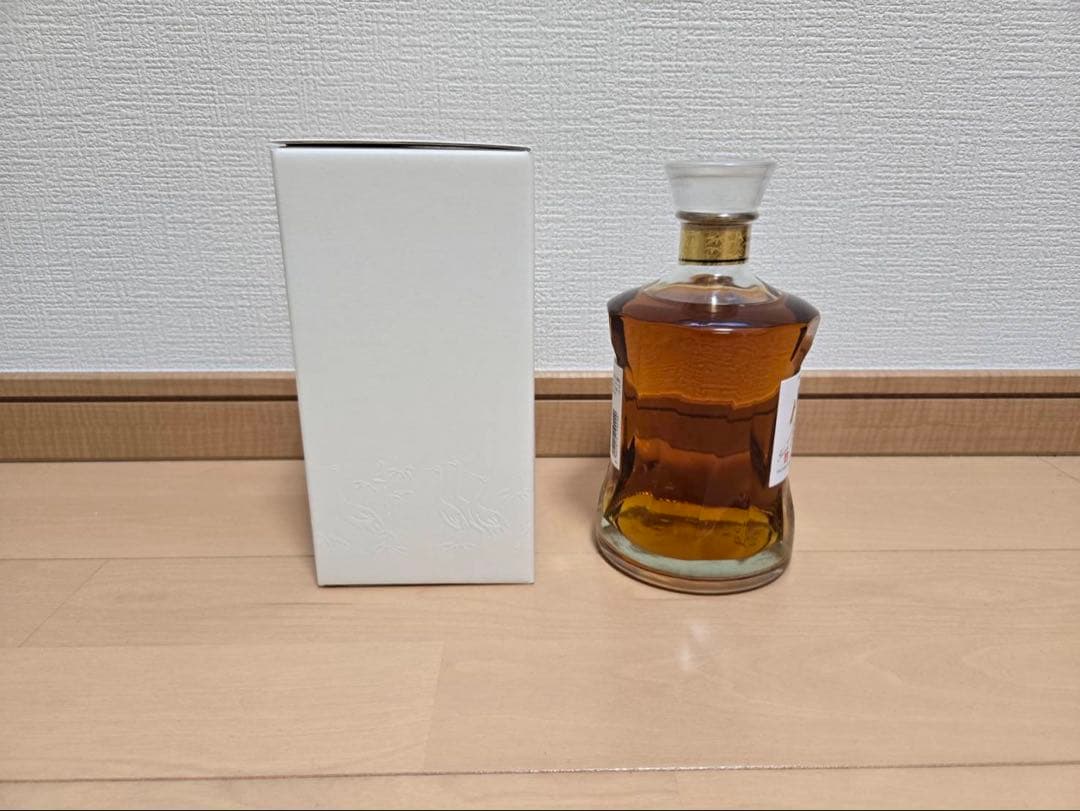 NIKKA 鶴　ウイスキー 箱有り