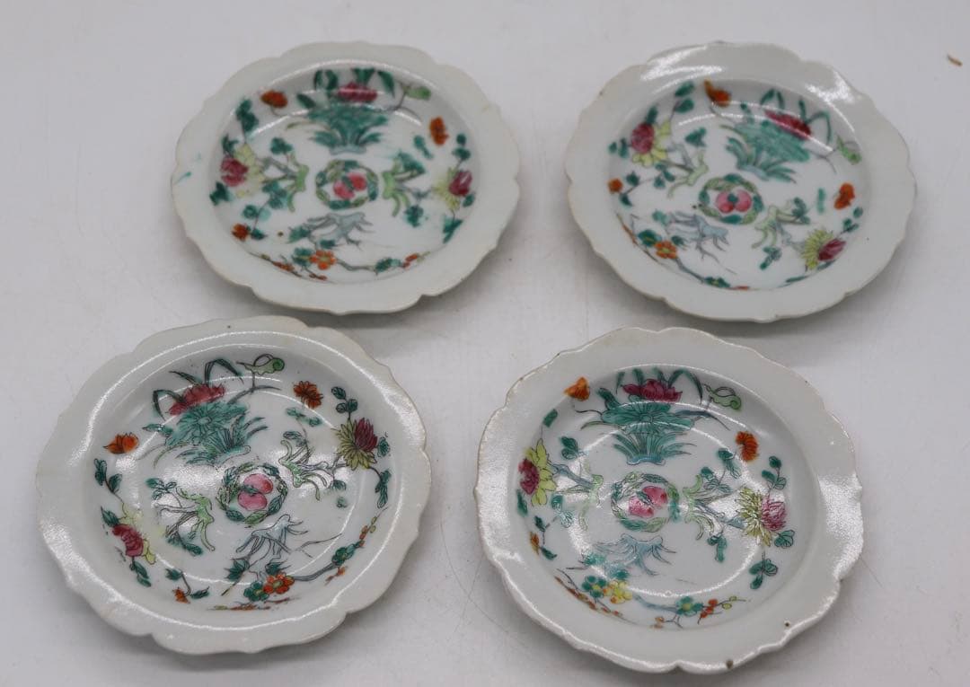 中国　清時代　粉彩花卉紋　花口小皿4点　送料込み0627