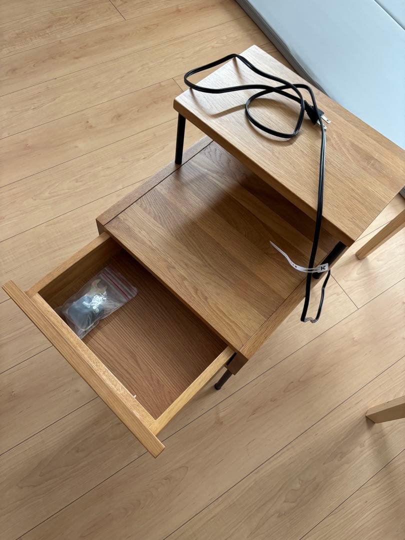 木目調サイドテーブル 引き出し付き