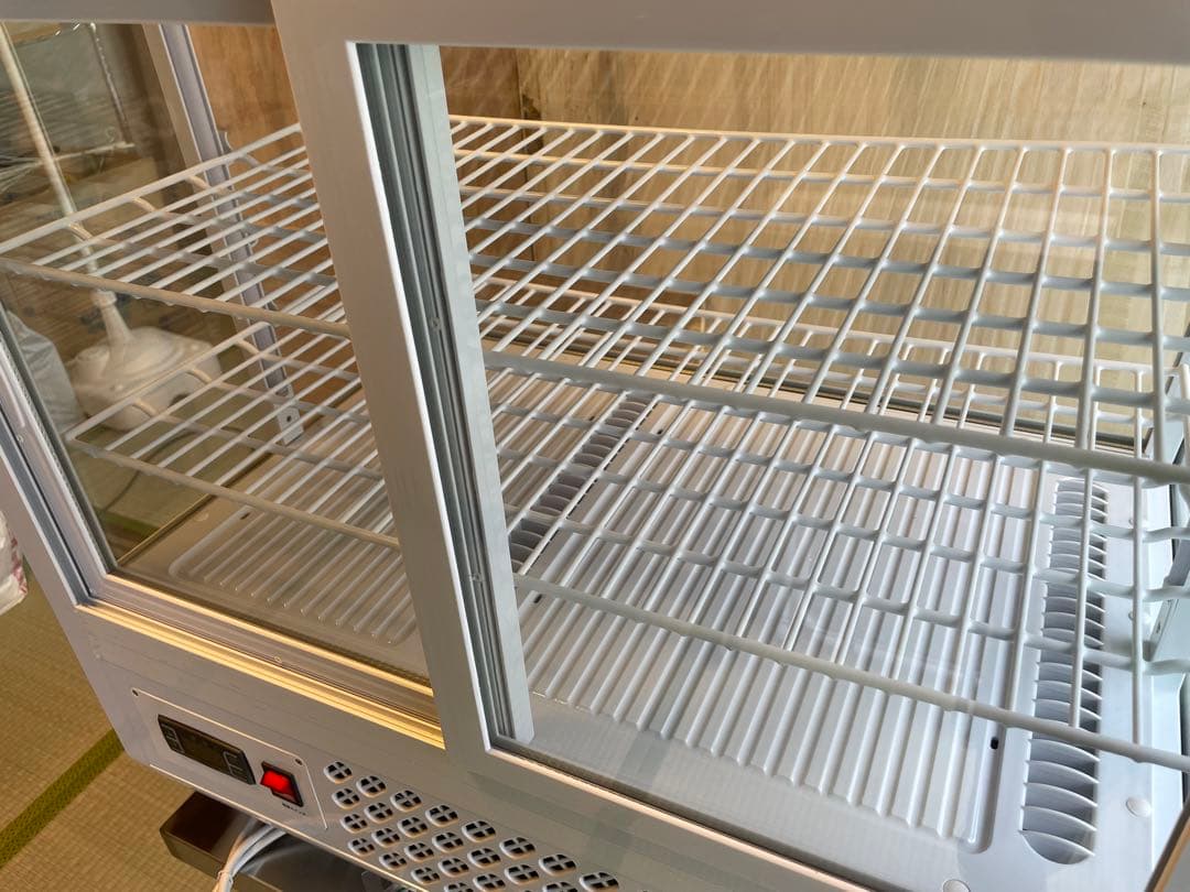 ※おー【美品】　冷蔵ショーケース　型番: HJR-UTK100WT