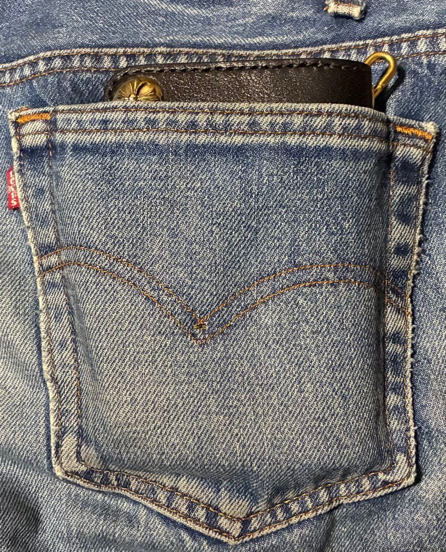 トラッカーウォレット　ミドル　シュリンク　ブラスゴールド　クロスボールコンチョ