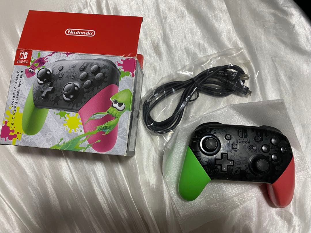 Nintendo Switch 本体 + プロコン (中古)
