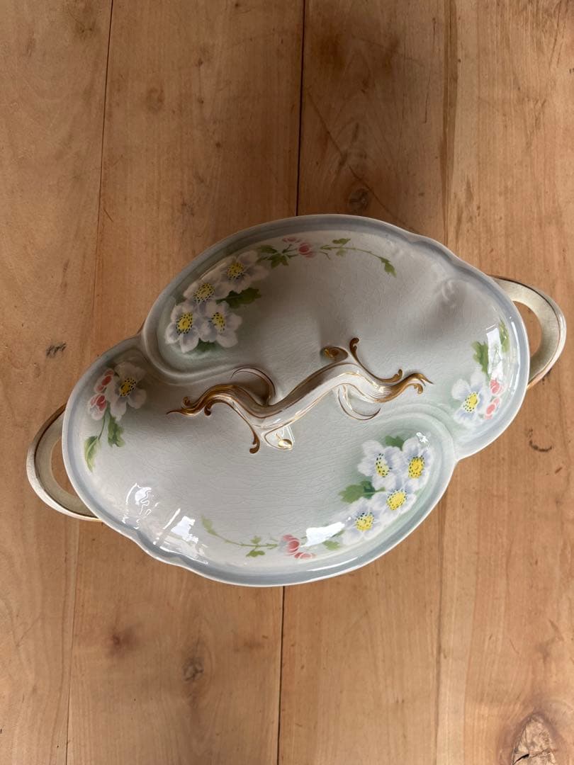 ルネヴィル陶器製スープ皿（デイジー装飾）、1900年頃