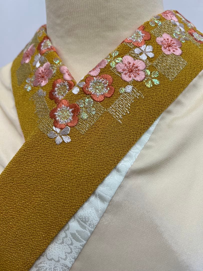 振り袖　フルセット　長襦袢付　赤　成人式　刺繍入り　銀通し　670