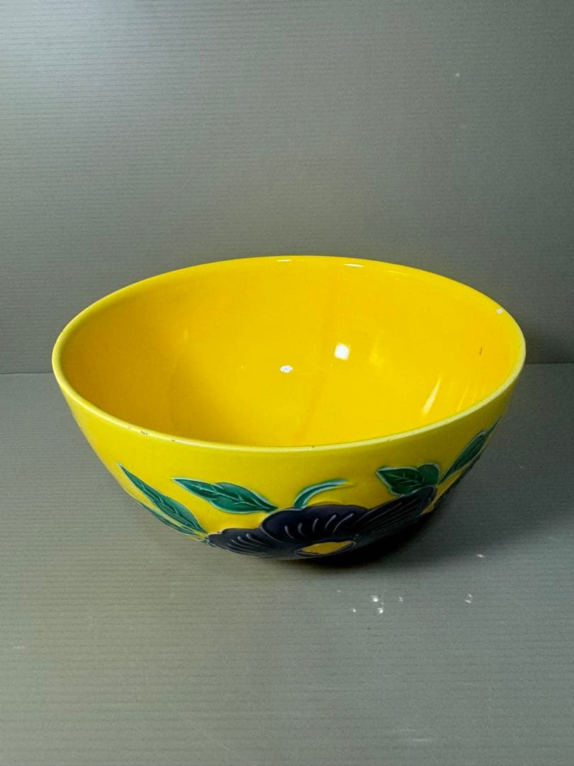 2518 黄交趾　紫花柄　黄色大鉢　菓子鉢
