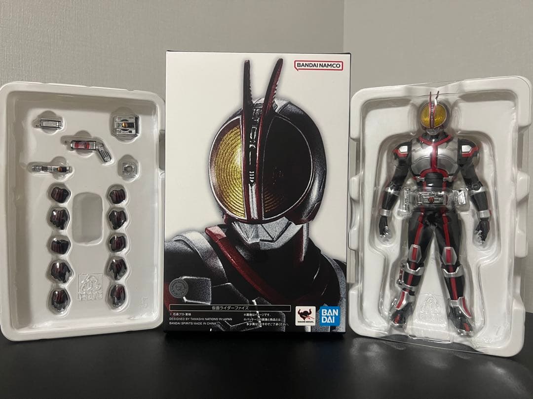 美品　付属品完備　真骨彫　仮面ライダーファイズ SHFiguarts