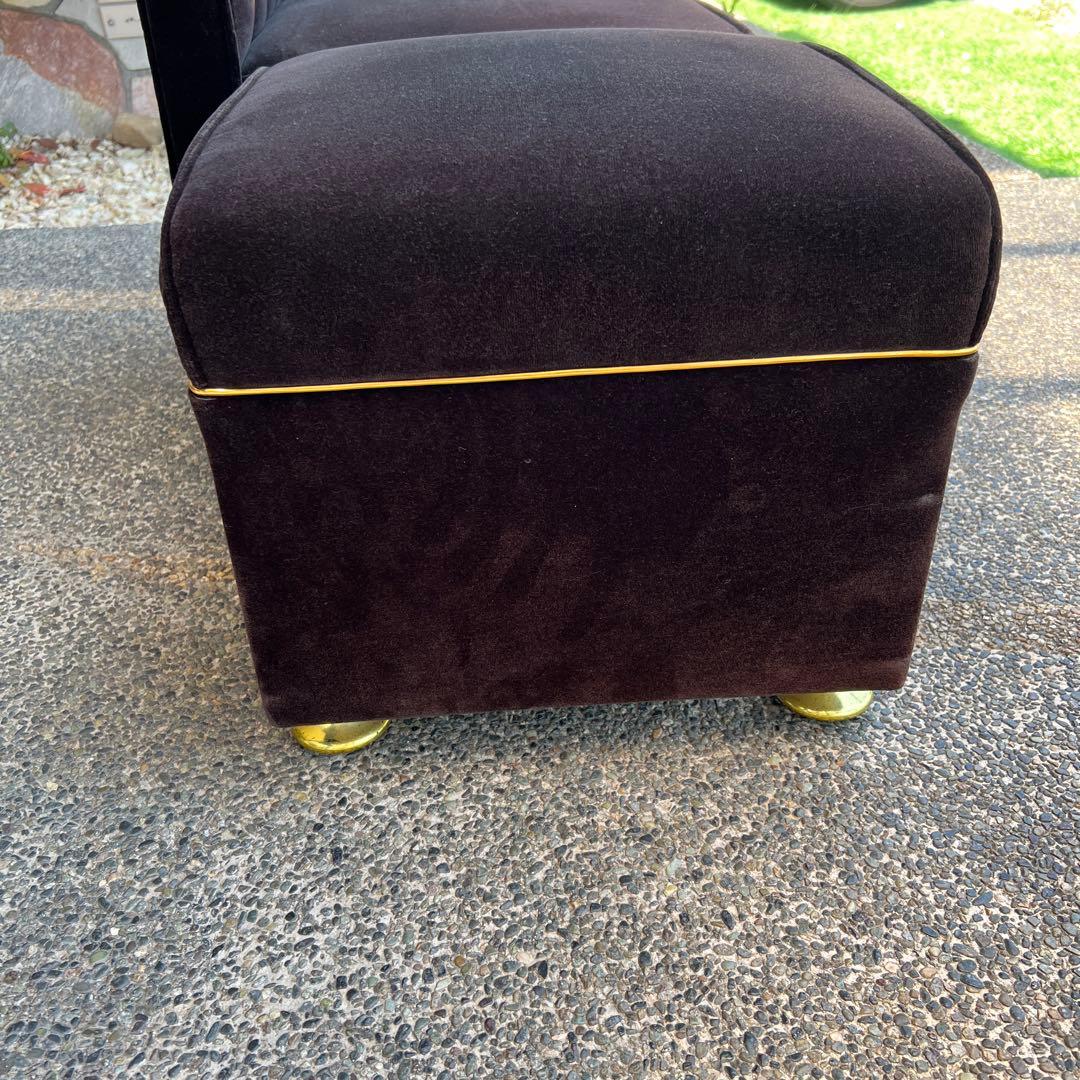 1人掛けソファー　オットマン付　クラブ風　ホテルラウンジ　昭和レトロ