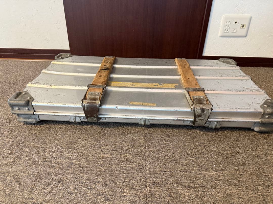 ス*ィ様 連休限定価格『激レア』zergesアルミコンテナ