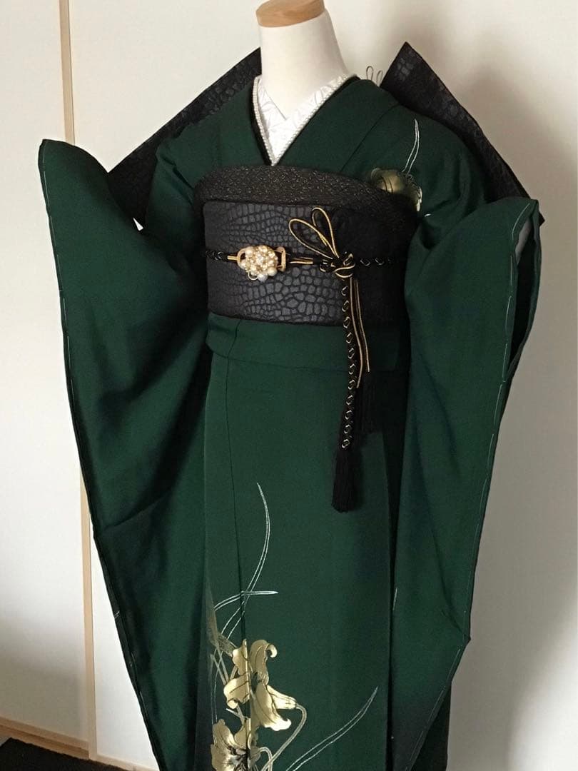 振袖フルセット　深緑　黒　金彩　作家者　躾糸付き　正絹　振袖6点セット