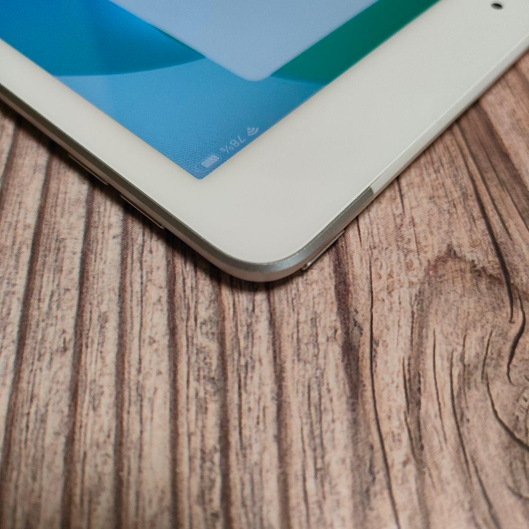 iPad 第7世代 32GB SIMフリー 美品