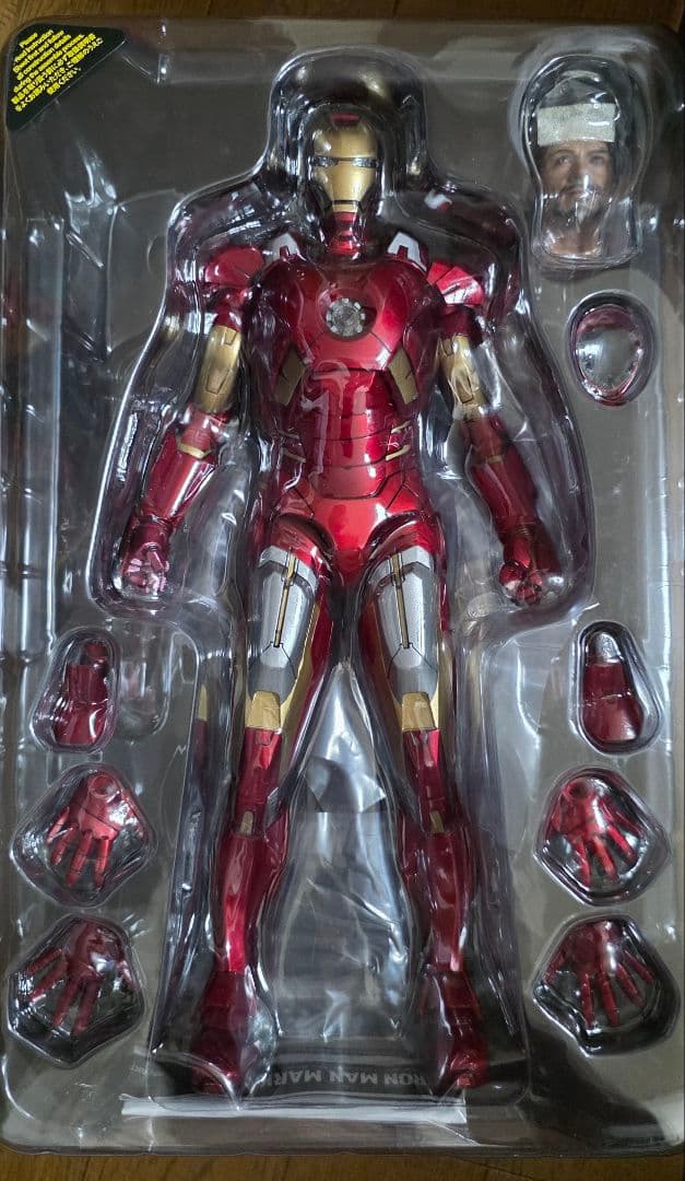 hottoys アベンジャーズ　アイアンマン・マーク７