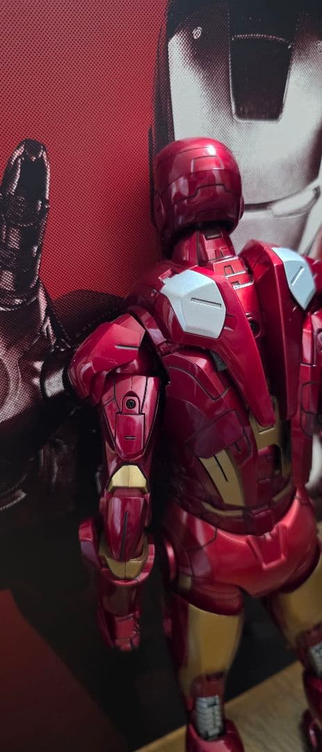 hottoys アベンジャーズ　アイアンマン・マーク７