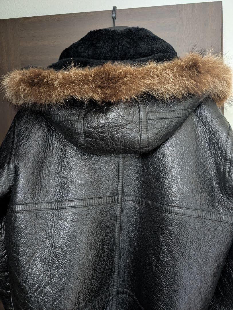 【美品】B-3フライトジャケット　リアルムートンレザージャケット　ブラック