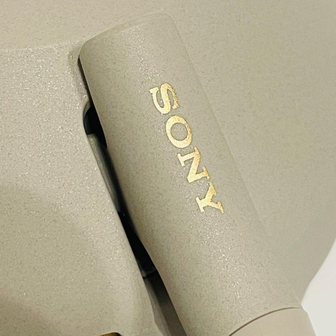 美品！SONY WH-1000XM5 プラチナシルバー 付属品完備 ノイキャン