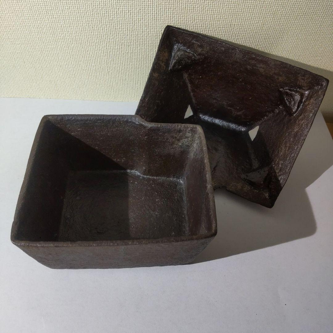 【台座付き】鉄製 葛屋 香炉 象嵌 在印