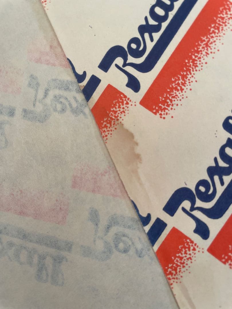 海外　ファーマシー　ラッピングペーパー　包み紙 約1m50