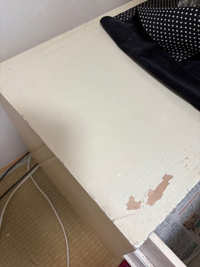 アンティーク　クラシックデザイン 木製タンス 2引き出し