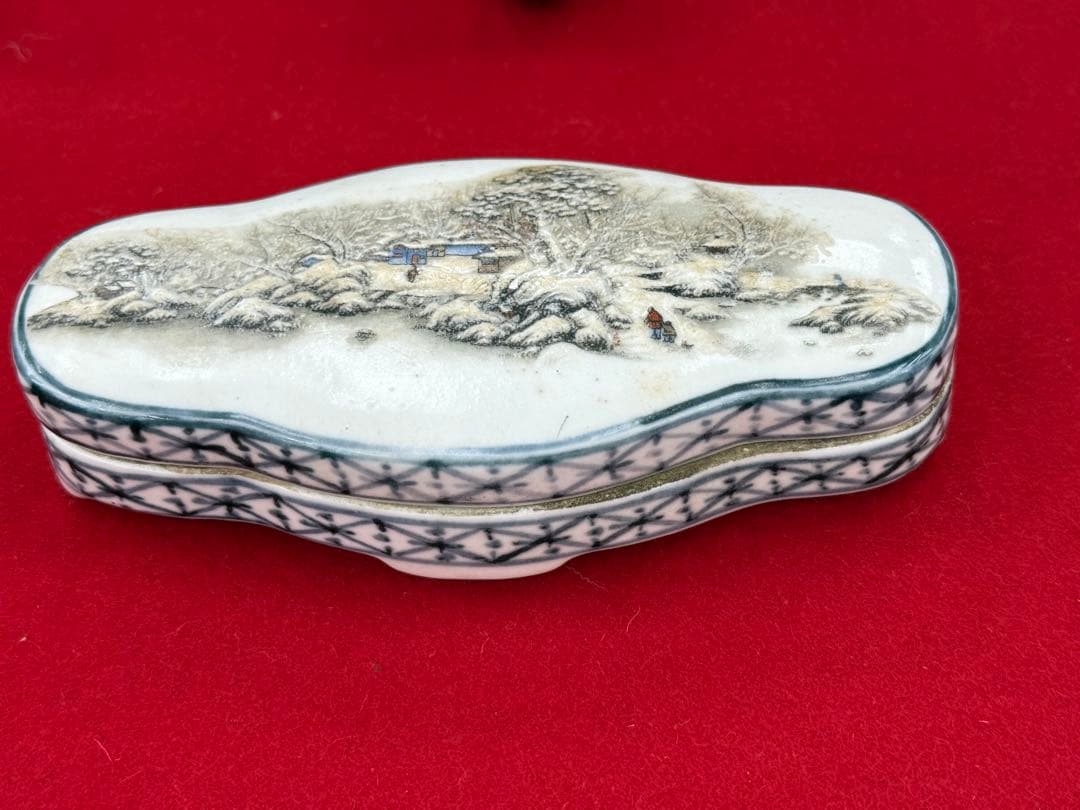 中国　粉彩香合　光緒年製銘　送料込み250501