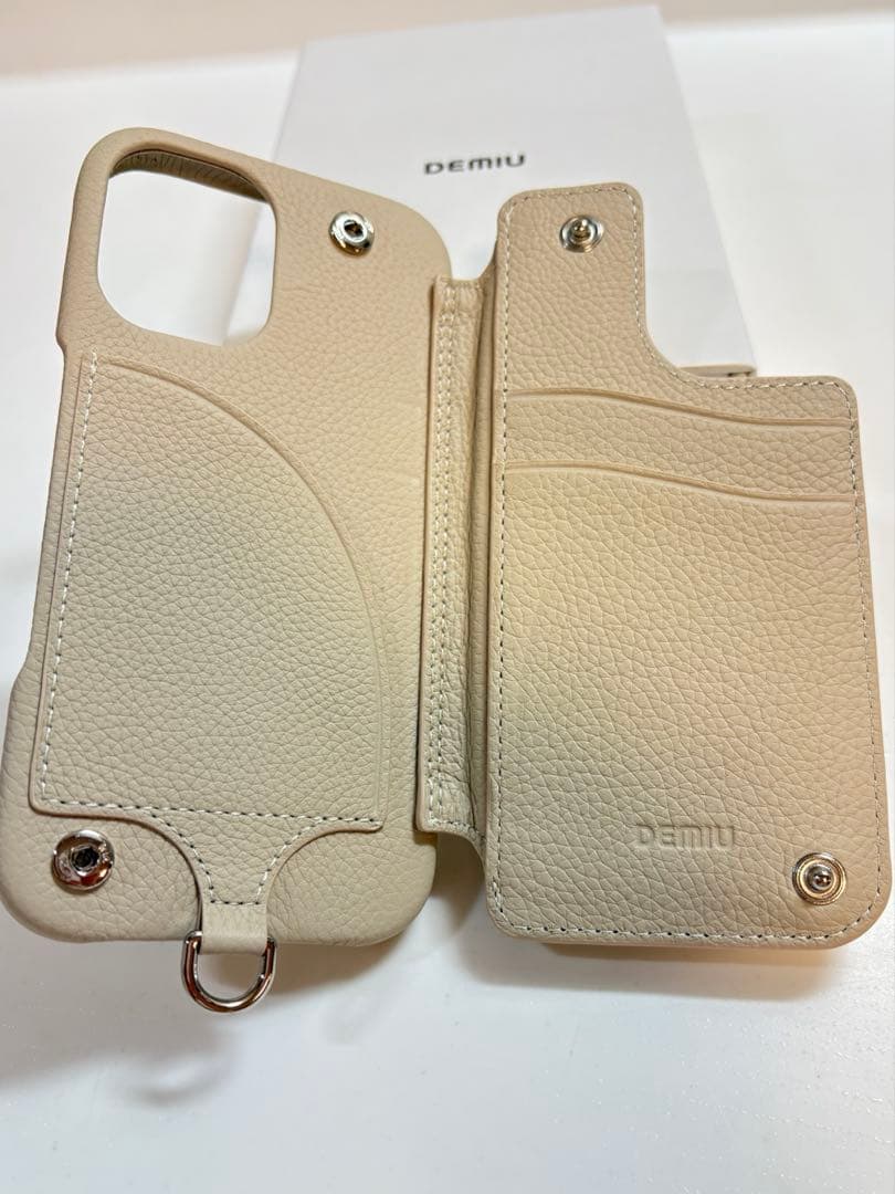 【新品未使用】デミュウ DEMIU BALLON iPhone16